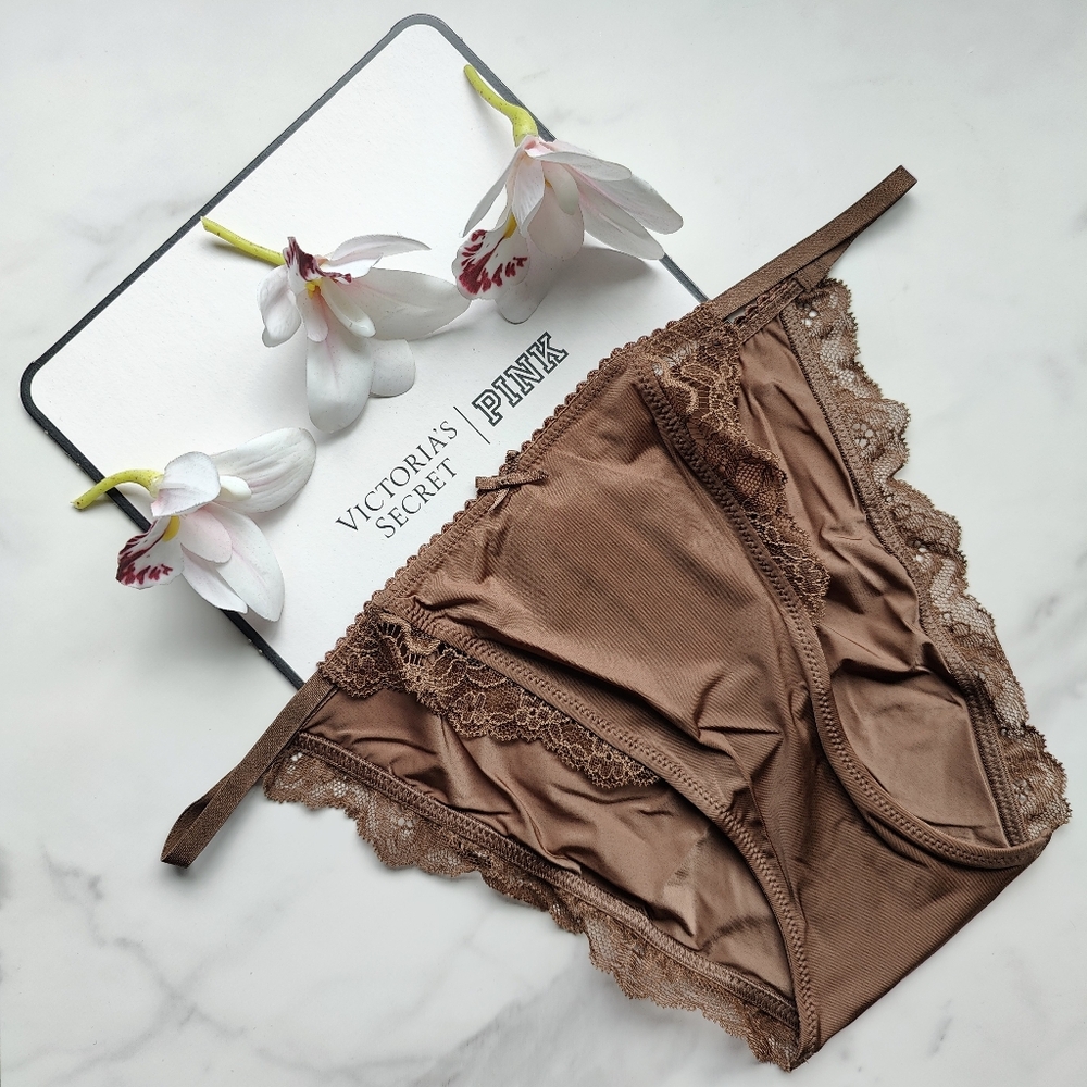 NWT VICTORIA'S SECRET DREAM ANGELS SMOOTH LACE-TRIM MINI STRING BIKINI PANTY MOU